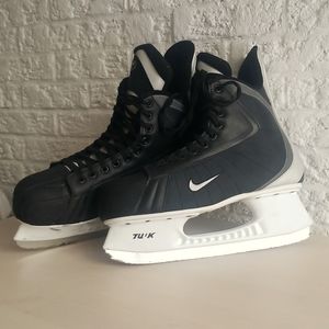 Nike Quest 2 Skates Size 12EE